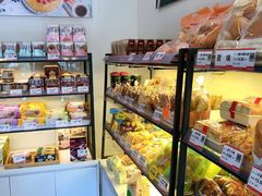 面包甜点陈列柜-静安面包房(天山店)