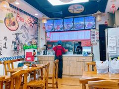 -螺阿牛柳州螺蛳粉·特色煲仔饭