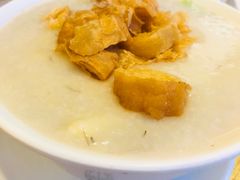 窝蛋滑牛肉粥-添好运点心专门店(百老汇店)