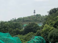 -亮河湾山庄