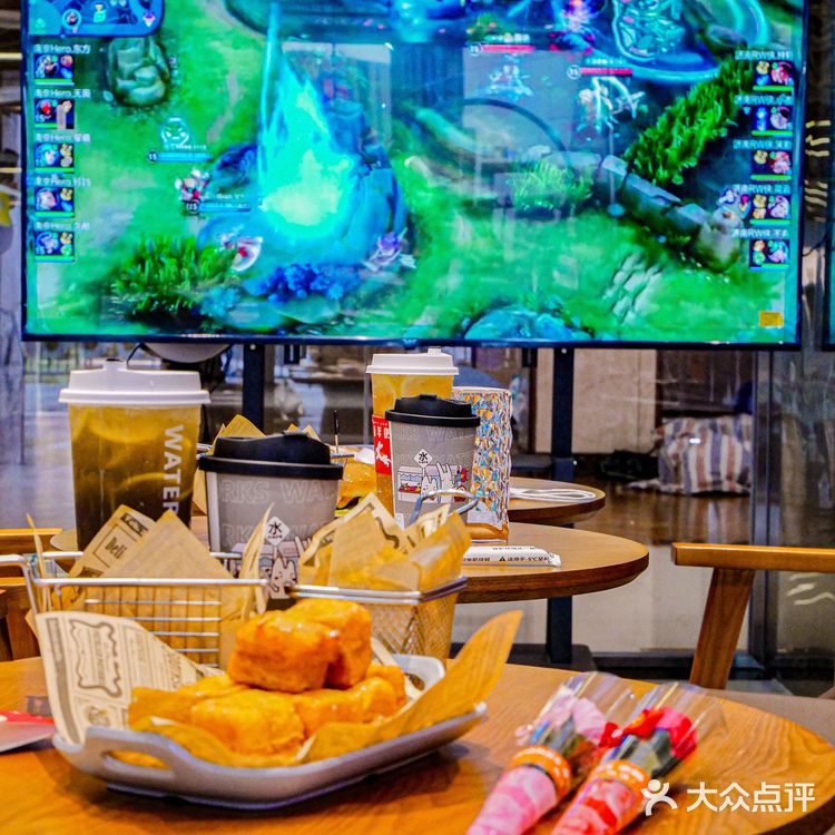 超多人收藏的潮玩工业风茶饮店🔫水厰