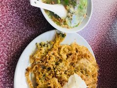 -建国蚵煎蚵面
