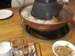 -一群羊手扒肉·火锅·早茶(远东公寓店)