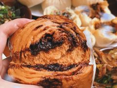 -李与白包子铺(桐梓林店)