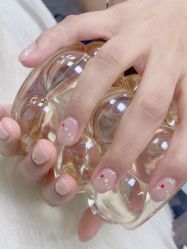 -芊屿芊浔美甲