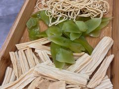 -高虾神龙虾·鲜货烧烤(六合店)