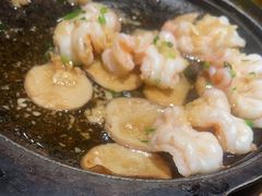 -东口码头·烧鸽子·鱼头泡饼·地方菜(金鹰悦城店)