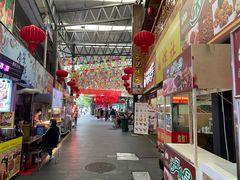 -泰龙城小吃街