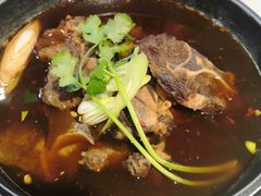 -运气牛自助酱大骨火锅(南京东路店)