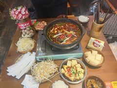 -黔有有贵州酸汤夺夺粉火锅(五味十字店)