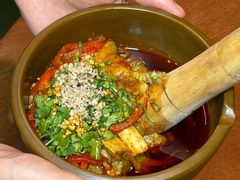 -老滇山寨•云南特色菜•地方菜•民族风情歌舞表演(金碧店)