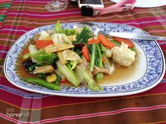 -卷心菜和避孕套餐厅(Pattaya)