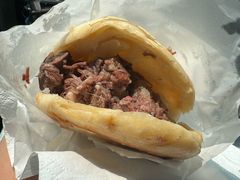 -闫家驴肉老店(华电一校店)