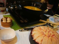 -鲜入围煮花胶鸡海鲜火锅