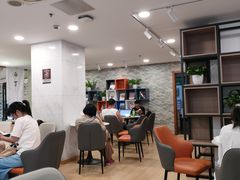 -上海市静安区图书馆(新闸路馆)