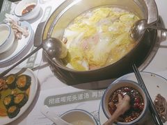 -三个椰子·现砍椰子鸡(金源CBD店)