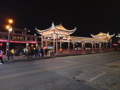 -老唐三下锅 ·张家界地标美食(溪布街店)