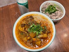 -犇逸·乐山跷脚牛肉·四川现炒(览海店)