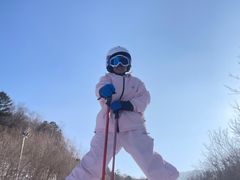 -亚布力新体委滑雪场