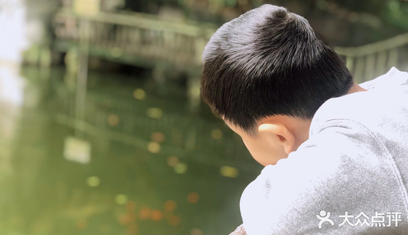 陪儿子上去也不敢拍照，腿软厉害！