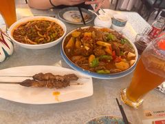 -汗腾格里·风味餐厅(新疆驻京办店)