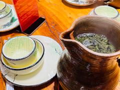 -老滇山寨•云南特色菜•地方菜•民族风情歌舞表演(金碧店)