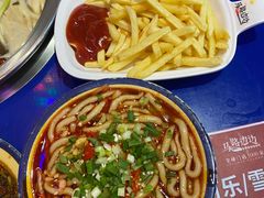 -马路边边火锅串串(观前街店)