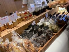 -永旺黄岛购物中心