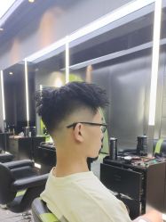 -不迫先生专业男士剪发