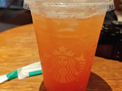 -星巴克(杭州湖滨银泰E区店)