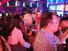 -UP嘻哈酒吧(粉巢店)