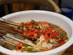 藤椒味钵钵鸡-嘉州叶婆婆钵钵鸡(建设路店)