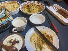 -伊带伊路新疆美食府(呼家楼店)