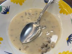 奶油蘑菇汤-萨莉亚意式餐厅(玉泉路物美店)