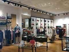 -Vivienne Westwood(上海来福士广场店)