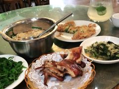 -岩保农家乐