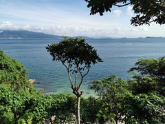 悬崖餐厅海景-鹿嘴山庄