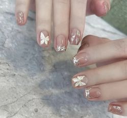 -桃色美甲沙龙