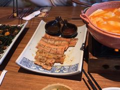 -云海肴·汽锅鸡·云南菜(天山百盛优客店)