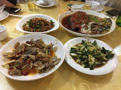 -贺记湘菜馆(东体育会路店)