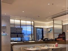 大堂-必胜客(乐山世豪PH店)