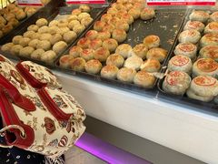 -真老大房(南京东路店)
