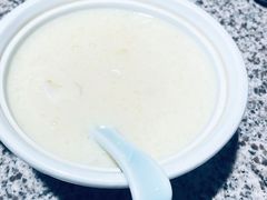 民国美龄粥-南京大牌档(香港广场店)