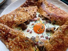 鸡蛋蘑菇熏肉荞麦可丽饼-RAC BAR(安福路店)