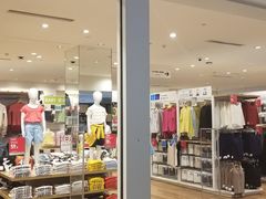 -优衣库(哈尔滨乐松广场店)