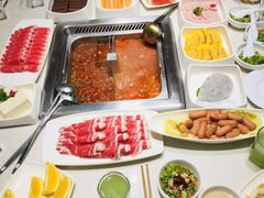 -海底捞火锅鲜切牛肉主题店(长寿路店)
