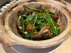 啫啫三文鱼头煲-避风塘(宝山万达店)