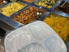 -食里香自助快餐(香槟小镇店)