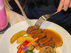 -伯顿西餐厅(厚街香榭丽店)