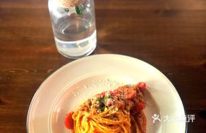 Napoleon Meat Sauce Noodles